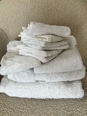 Lands End | Plush White Bath Towel Set | 100% Cotton Turkish